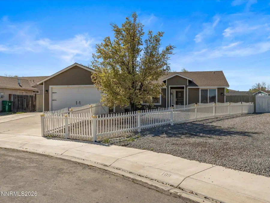 111 Shadow Mountain Drive, Fernley, NV 89408 - #3