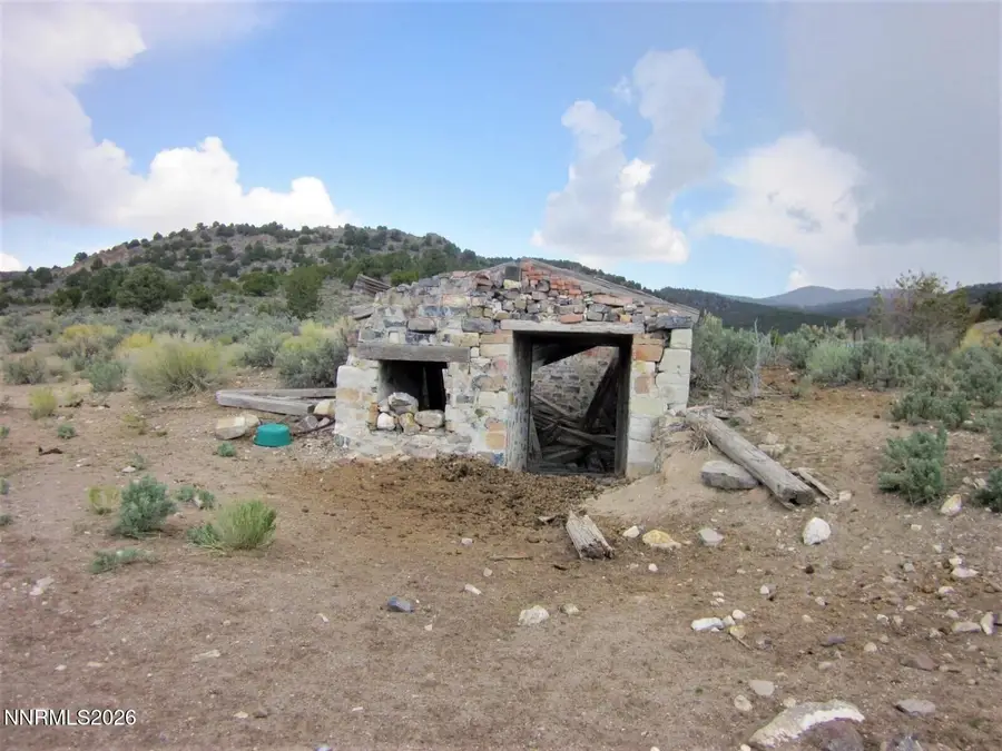 0 Brownstone 4/15 Interest, Patent 16152 M/s 63s Rob, Ely, NV 89301 - #3