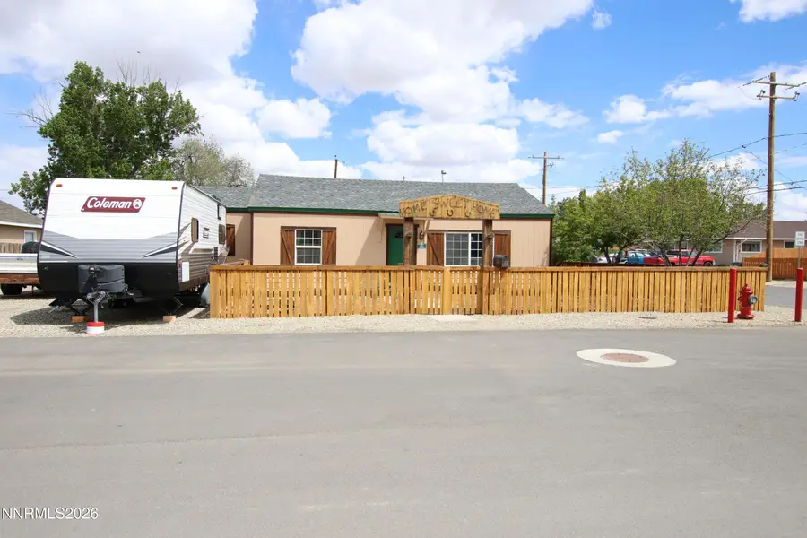 204 Valley Drive, Yerington, NV 89447 - #3