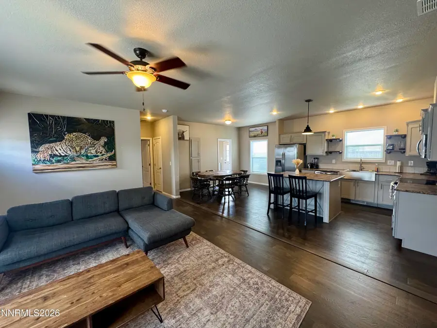 303 Chateau Way, Yerington, NV 89447 - #3
