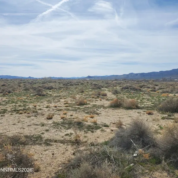 1795 E Spruce Avenue, Silver Springs, NV 89429