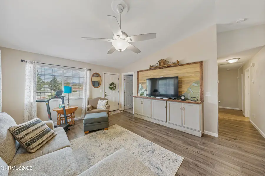 6370 Mono Court, Sun Valley, NV 89433 - #3