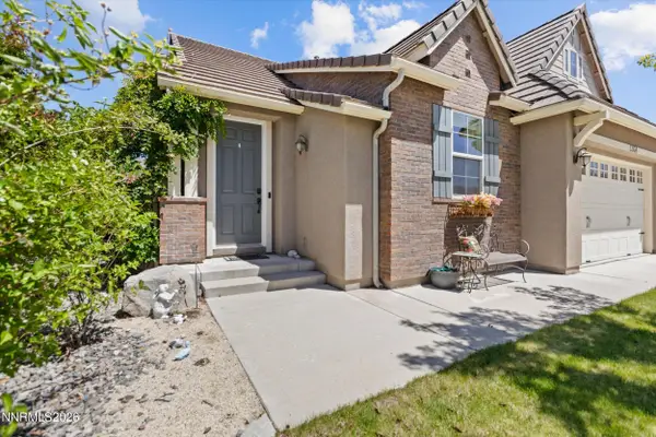 5364 Desertstone Drive, Sparks, NV 89436