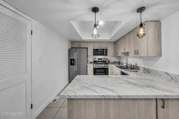 2300 Dickerson Road #11, Reno, NV 89503