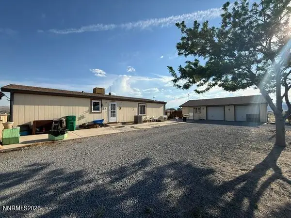 2290 E Cougar Street, Silver Springs, NV 89429
