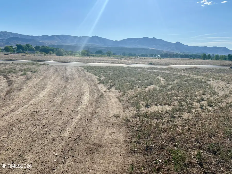 904 S Whitacre Street, Yerington, NV 89447 - #2