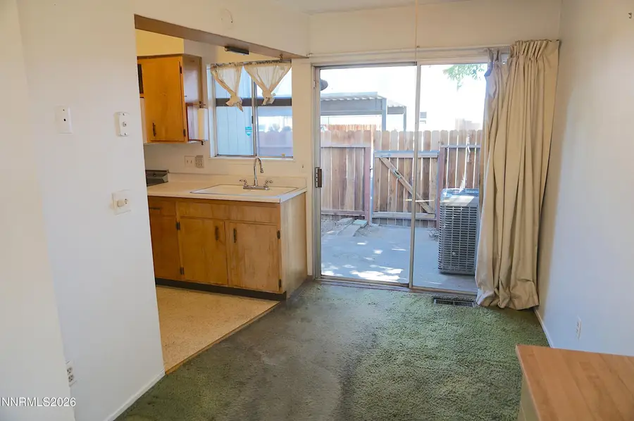 1349 El Dorado Avenue #APT F, Gardnerville, NV 89410 - #3