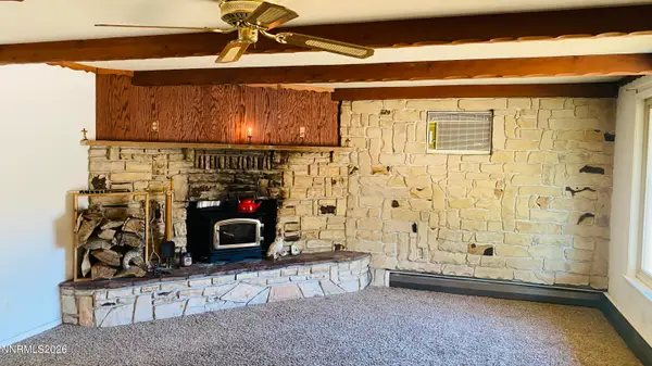 215 Fleischmann Way, Carson City, NV 89703