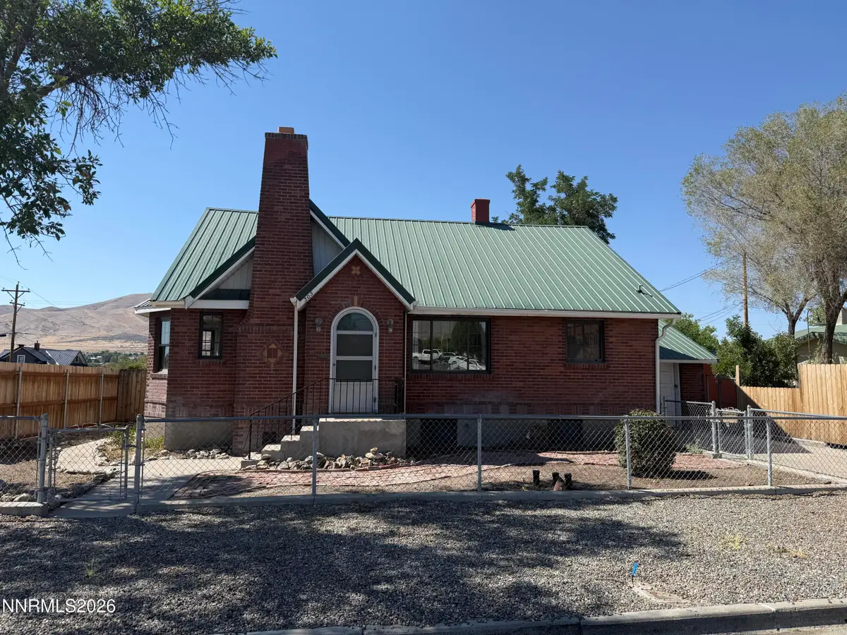 305 E 4th Street, Winnemucca, NV 89445 - #1