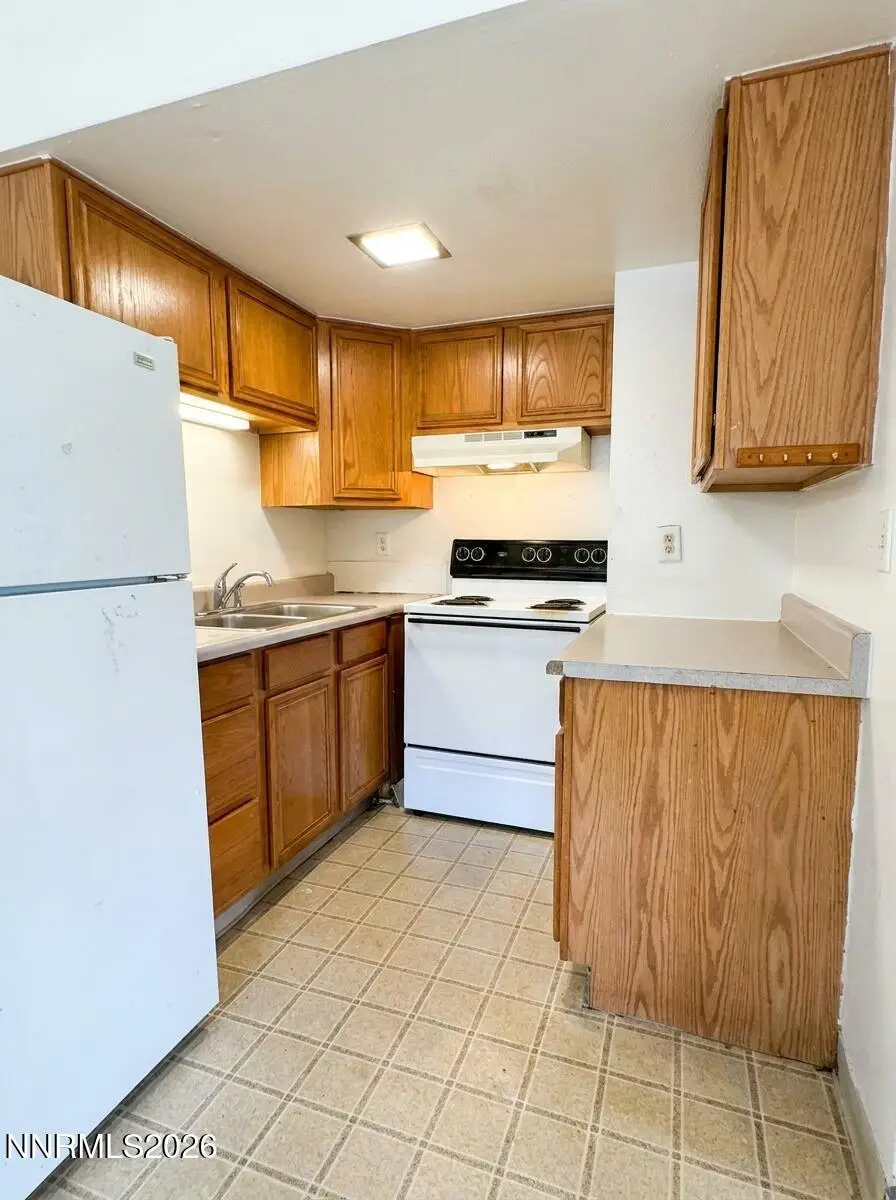 190 Locust Street, Reno, NV 89502 - #3