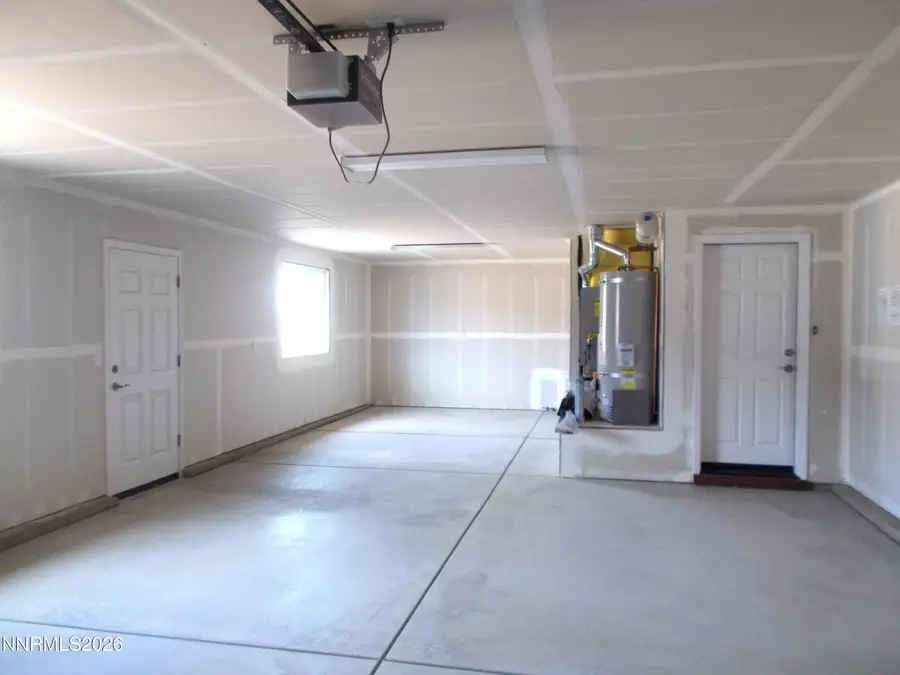 812 S Whitacre Street, Yerington, NV 89447 - #3