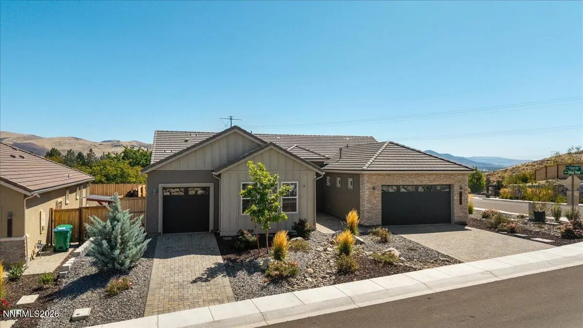 1227 Silver View Circle, Sparks, NV 89436 - #1