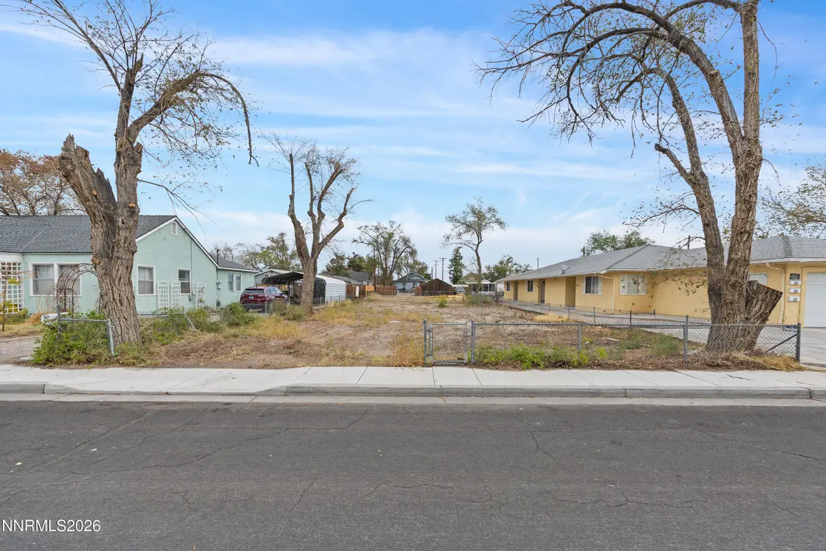245 E Fairview Street, Fallon, NV 89406 - #1