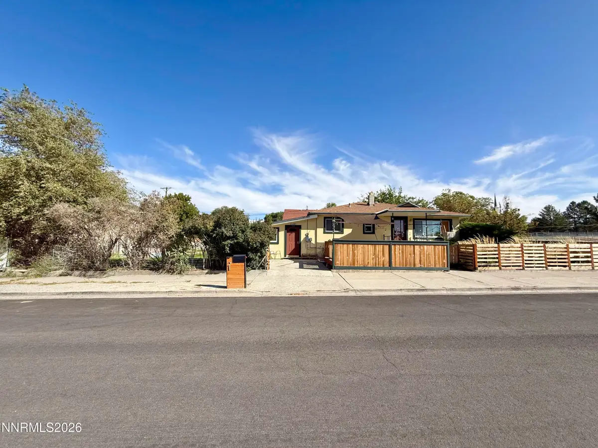 21 Arnold Avenue, Winnemucca, NV 89445 - #1