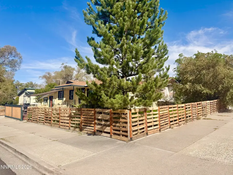 21 Arnold Avenue, Winnemucca, NV 89445 - #2