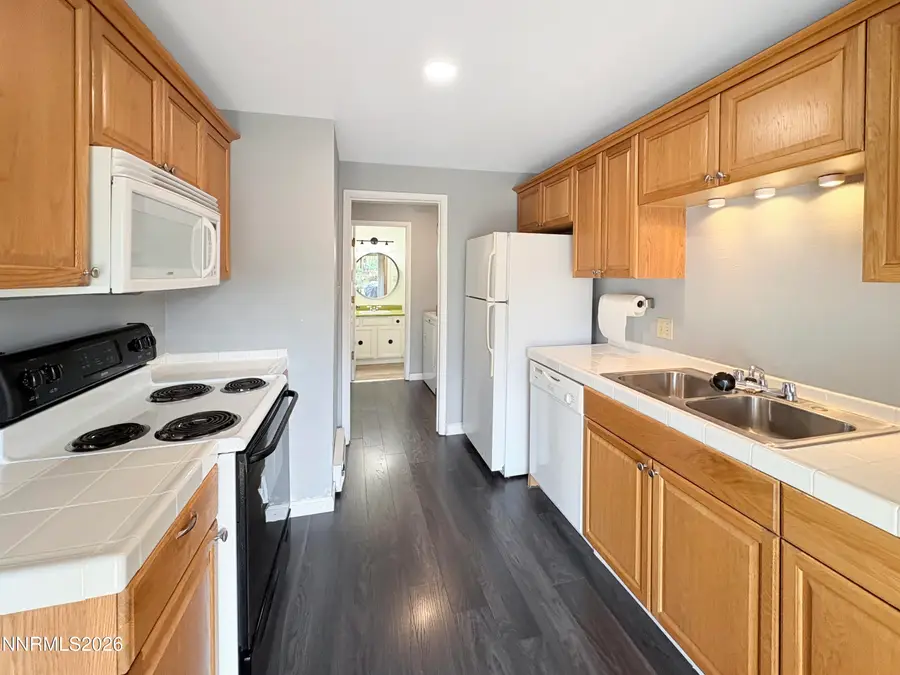 1692 London Circle, Sparks, NV 89431 - #3