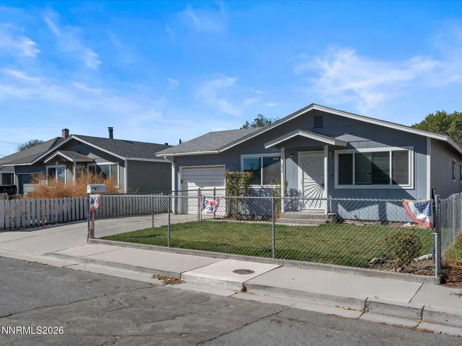 654 Douglas Street, Fallon, NV 89406 - #2