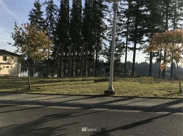 17612 16th Street Ct E #20, Lake Tapps, WA 98391