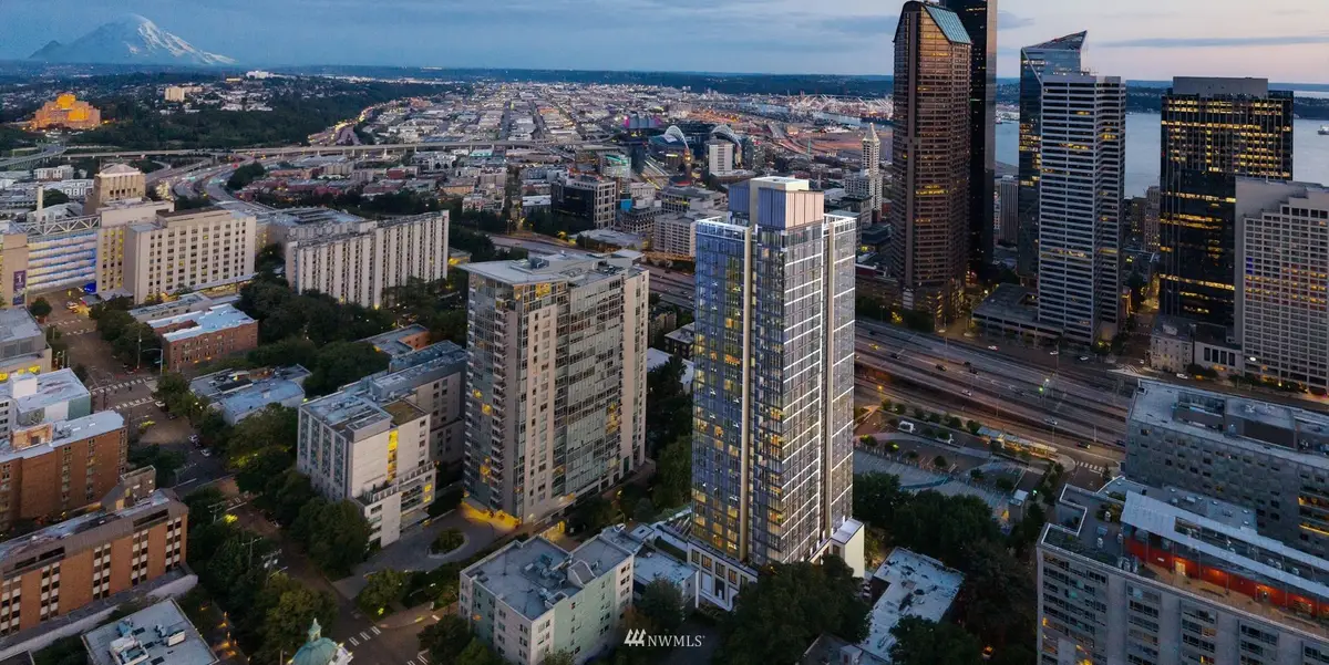 800 Columbia Street #915, Seattle, WA 98104 - Image #1