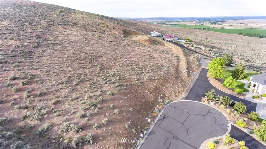 530 Jadehurst Drive #E-5, Ephrata, WA 98823 - Image #2