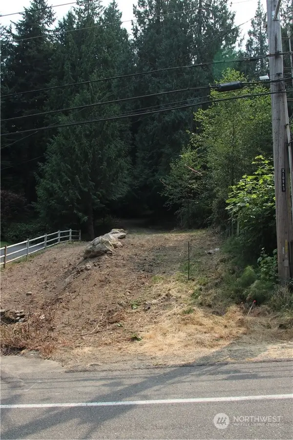 17701 SE 60th Street #2, Bellevue, WA 98006