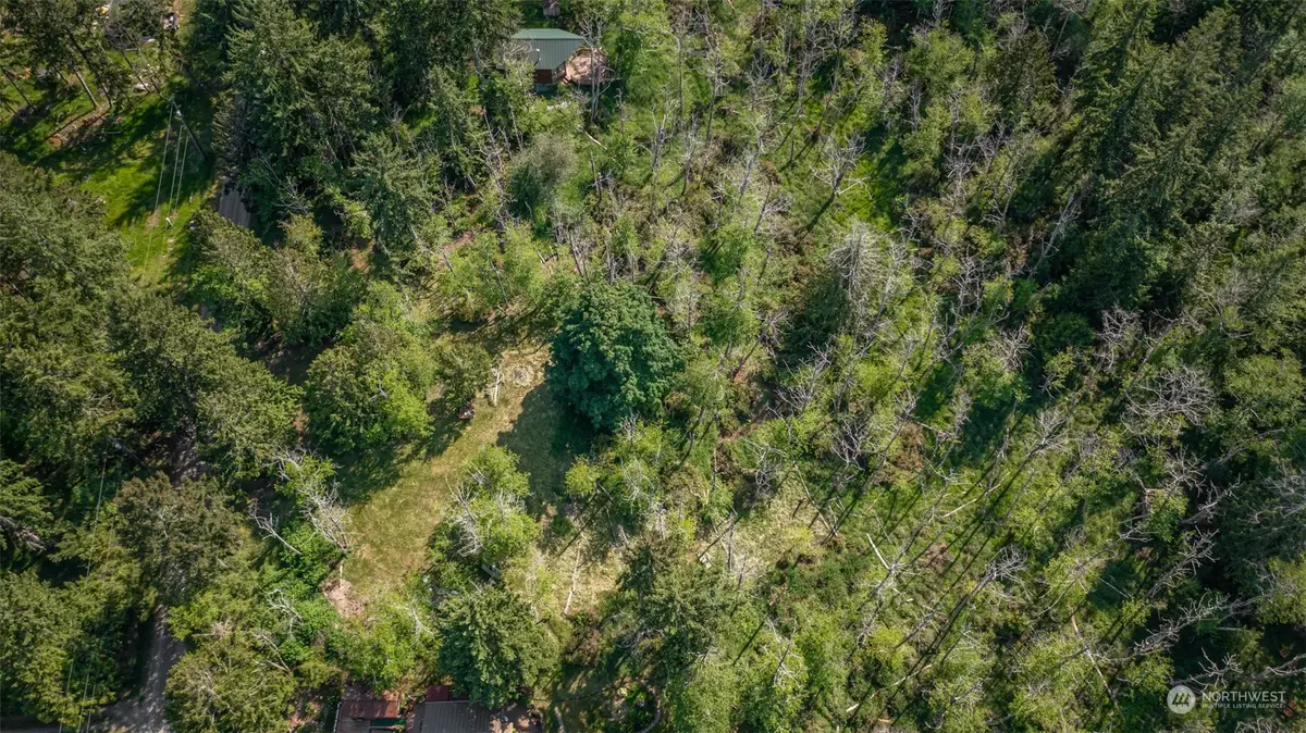 906 E Madrona Boulevard Nw #8, Lakebay, WA 98349 - Image #1