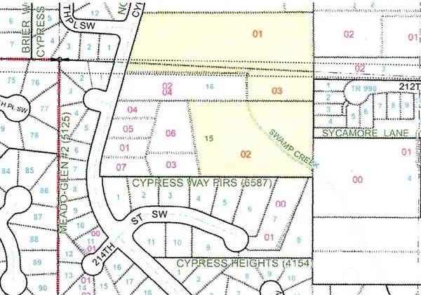 212 Cypress Way #16, Lynnwood, WA 98036