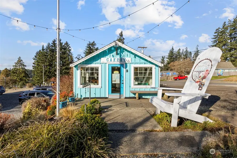 25960 Central Avenue Ne, Kingston, WA 98346 - Image #2