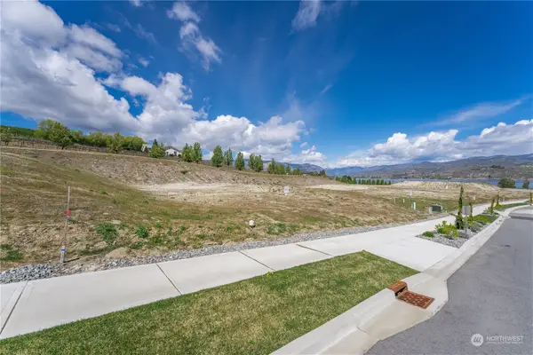 108 Loretta Lane #14, Chelan, WA 98816