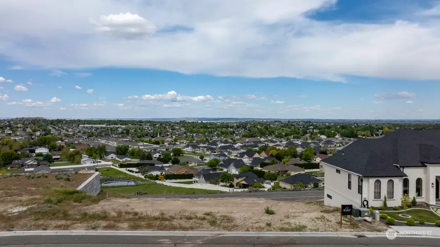 5420 Hershey Lane #16, West Richland, WA 99353 - Image #2
