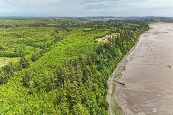 27 Island View Lane, Hoquiam, WA 98550