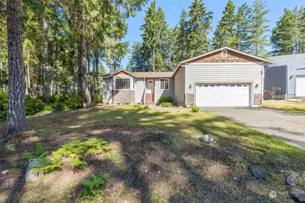 30 E Paint Brush Lane, Union, WA 98592