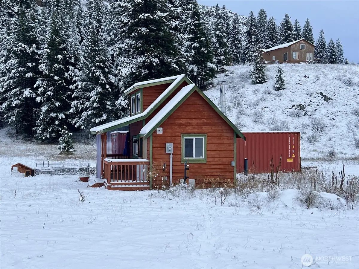 2 Mountain View Drive N, Oroville, WA 98844 - Image #1