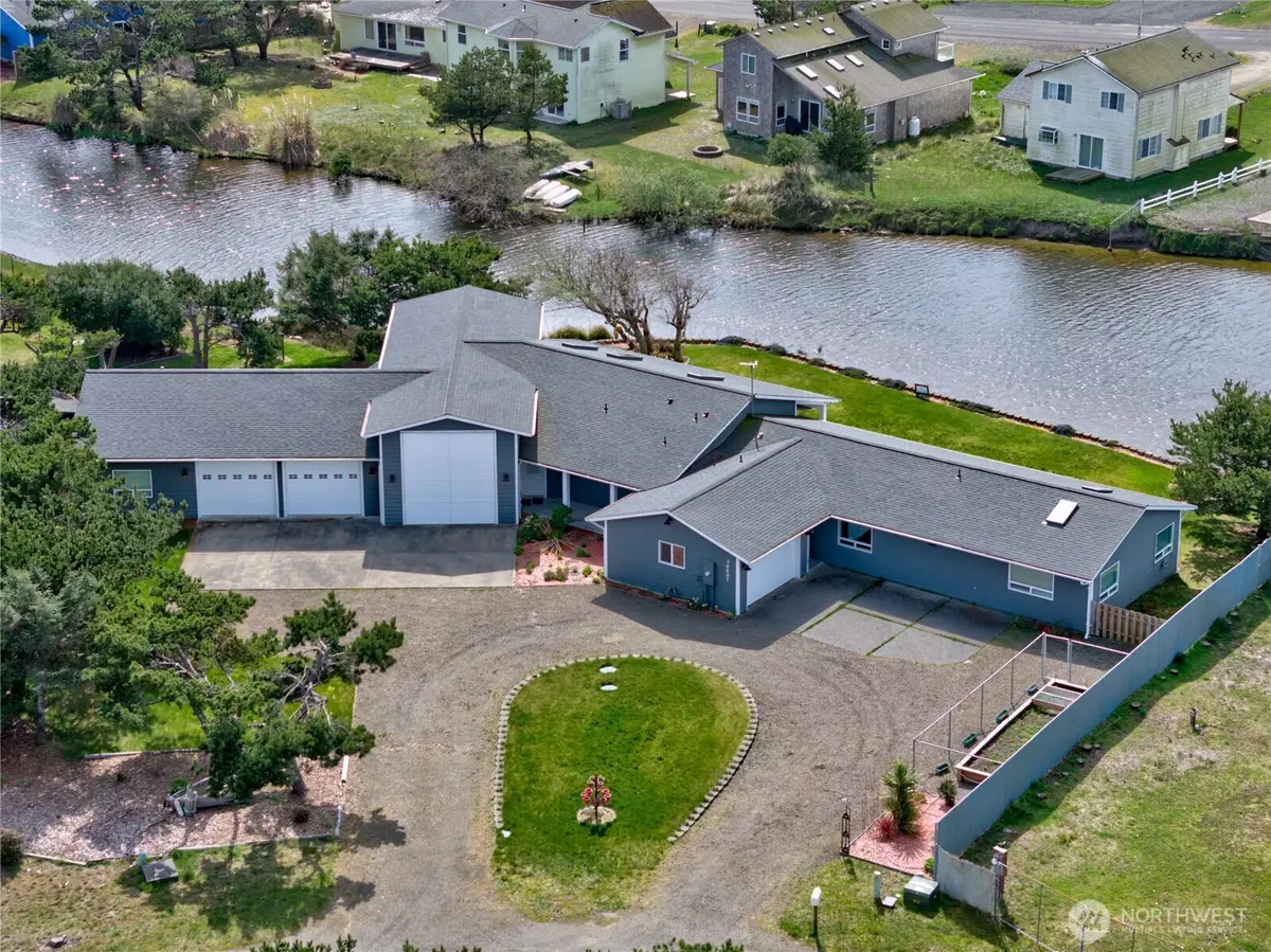 34807 H Place, Ocean Park, WA 98640 - Image #1