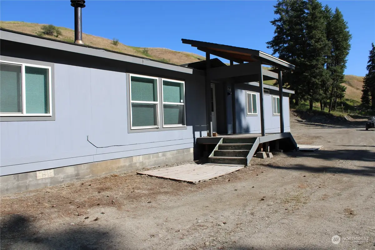 110 Bartroff Road, Oroville, WA 98844 - Image #1