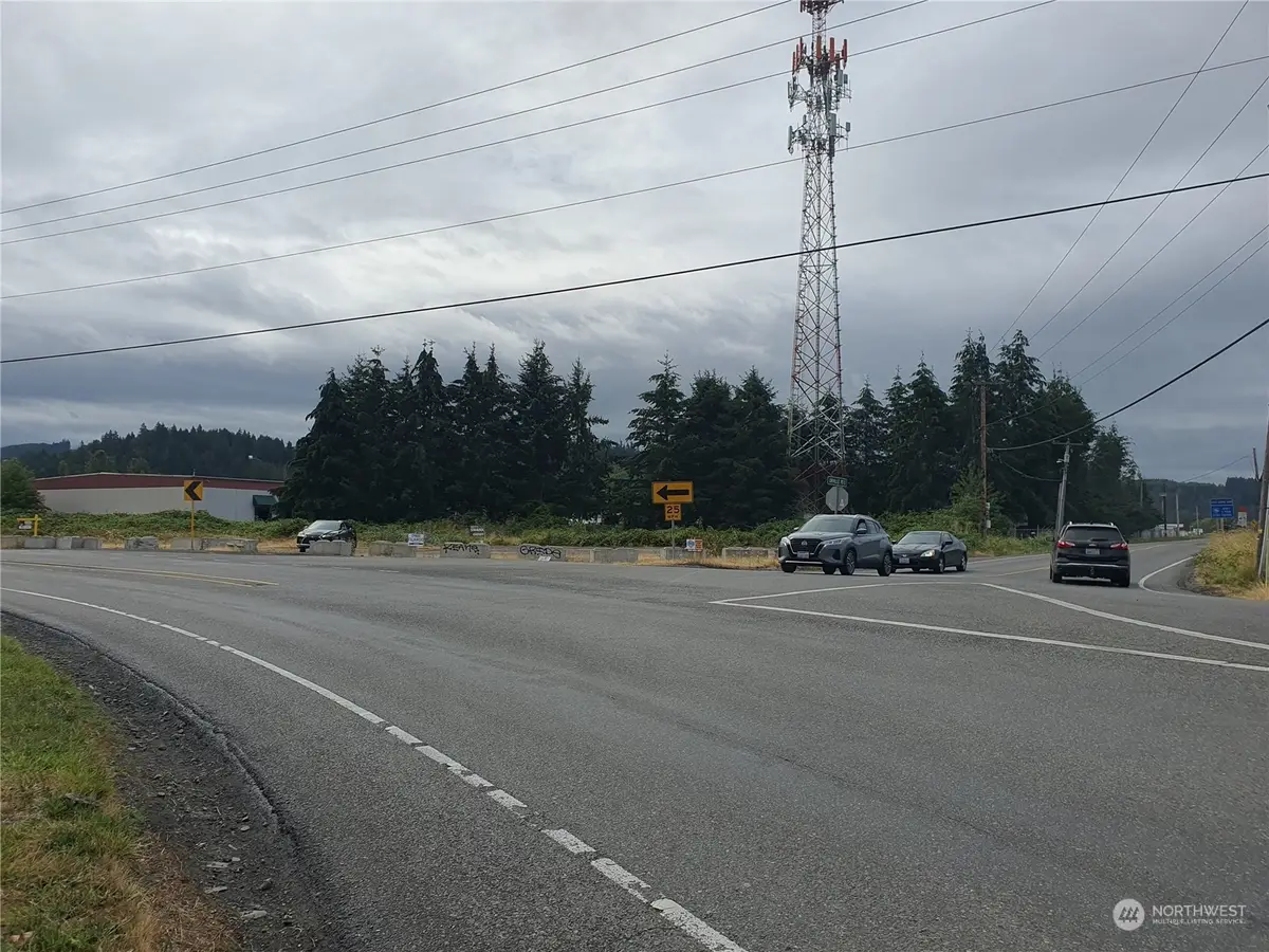 19210 Pioneer Way E, Orting, WA 98360 - Image #1