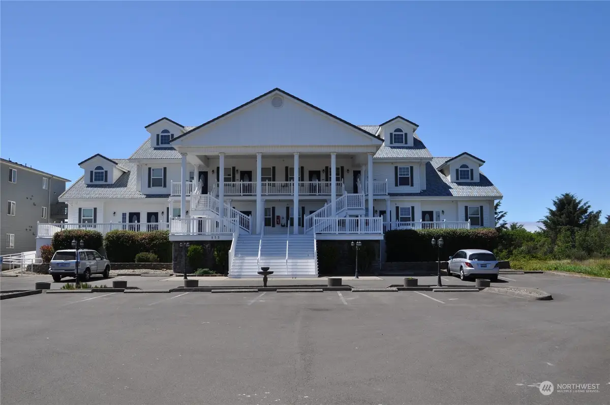 855 Ocean Shores Boulevard Nw #105, Ocean Shores, WA 98569 - Image #1