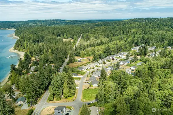 1774 Twin Oaks Lane, Freeland, WA 98249