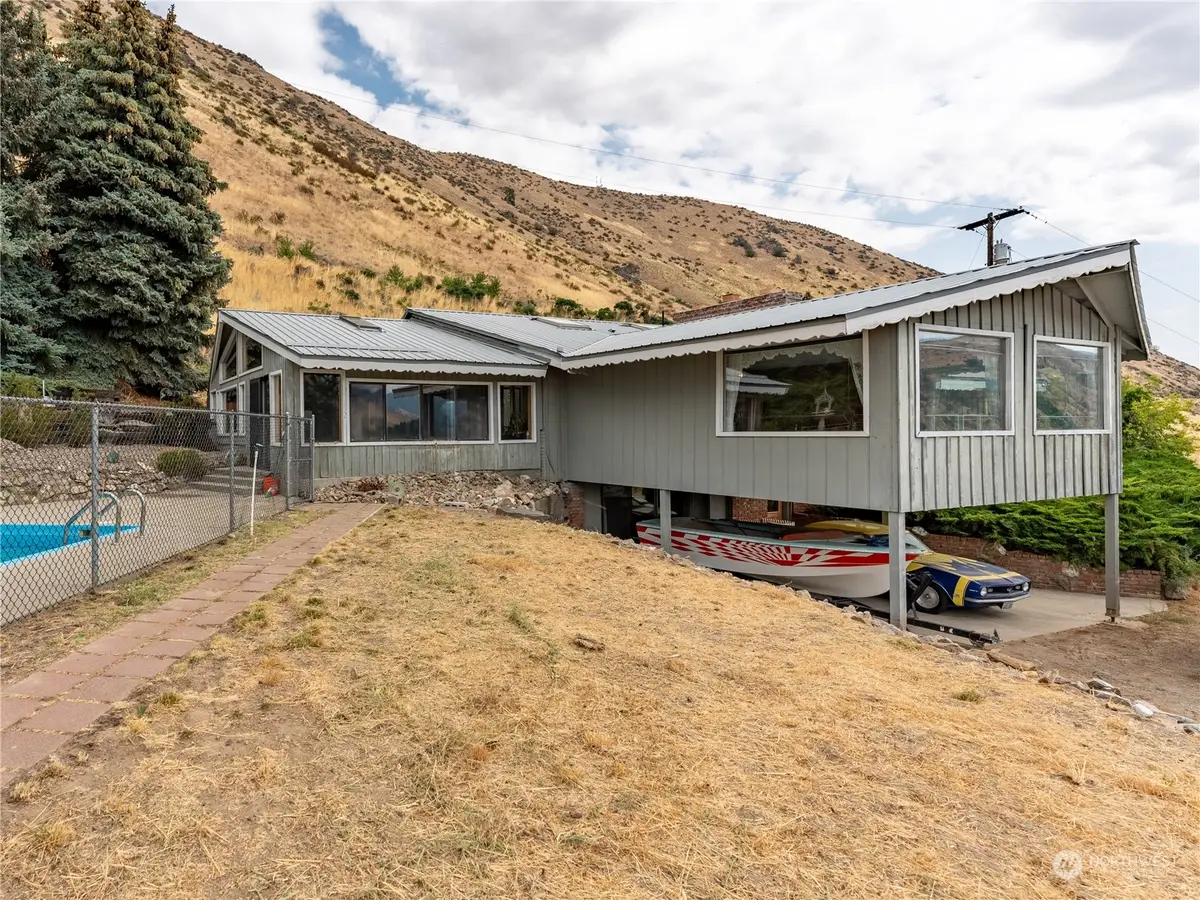 4590 Nahahum Canyon Road, Cashmere, WA 98815 - Image #1