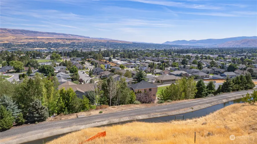 1853 Broadway Place #4, Wenatchee, WA 98801 - Image #3