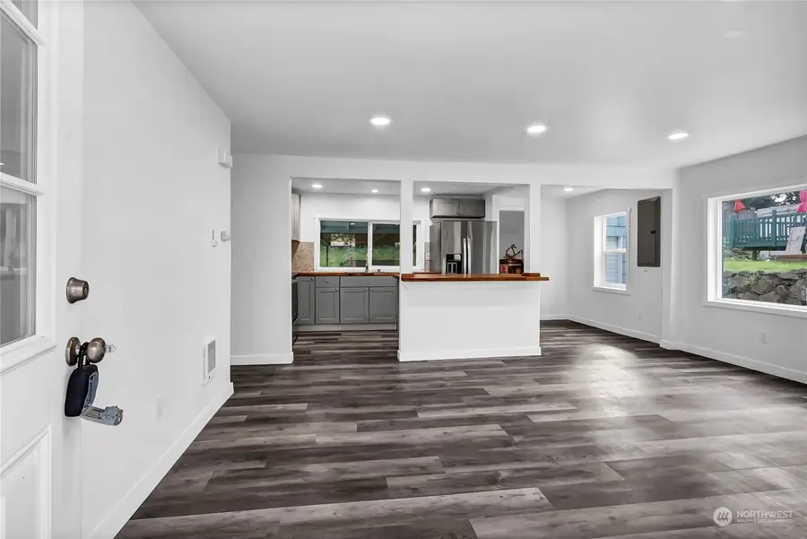 12034 68th Avenue S, Seattle, WA 98178 - #3