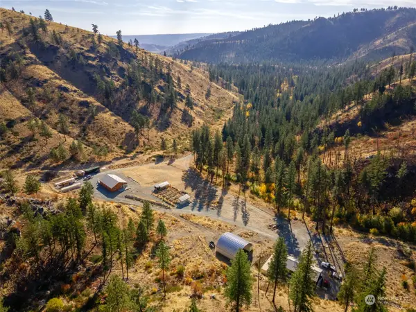 4180 Washington Creek, Chelan, WA 98816