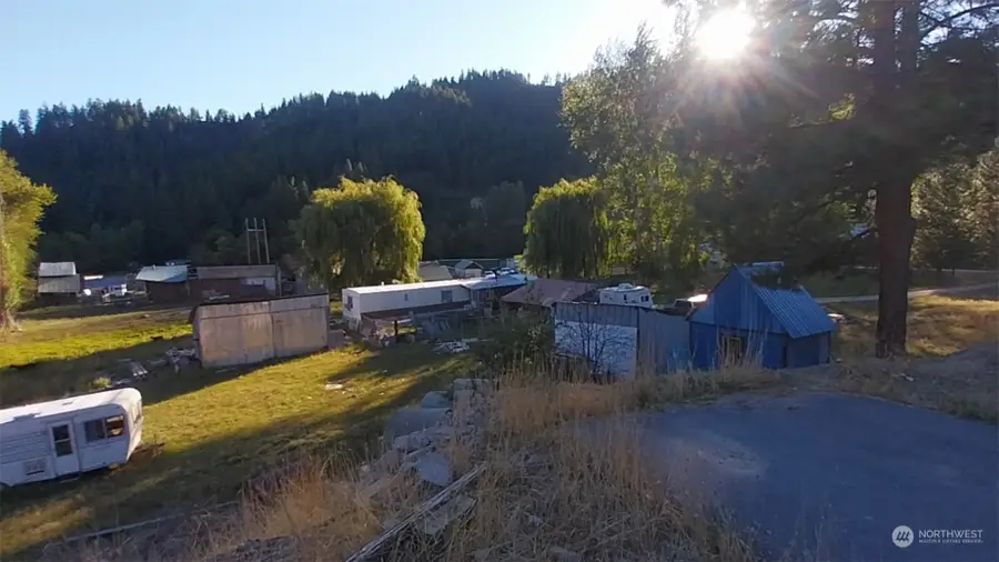 11685 Sunitsch Canyon Rd, Leavenworth, WA 98826 - Image #3