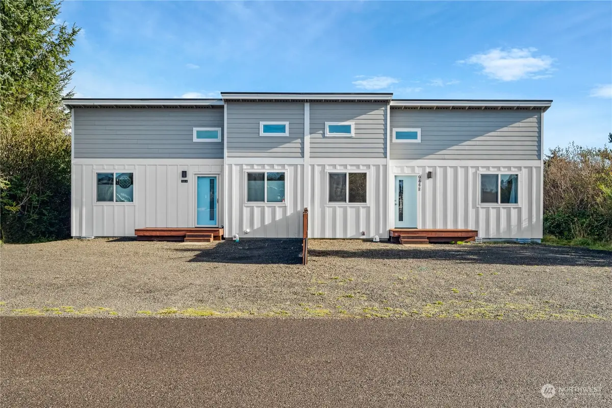 944 Wawona Avenue #B, Ocean Shores, WA 98569 - Image #1