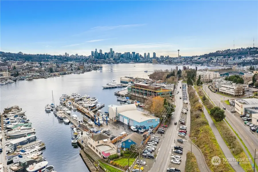 2309 N Northlake Way #10, Seattle, WA 98103 - Image #3