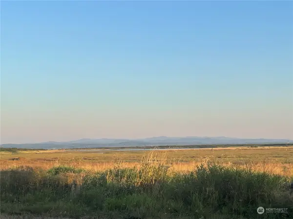 2680 Sunset Lane, Tokeland, WA 98590