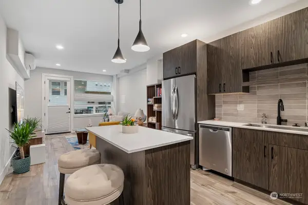 1620 S Lane #E, Seattle, WA 98144