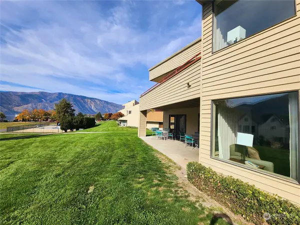 1 Lodge 632-c, Manson, WA 98831