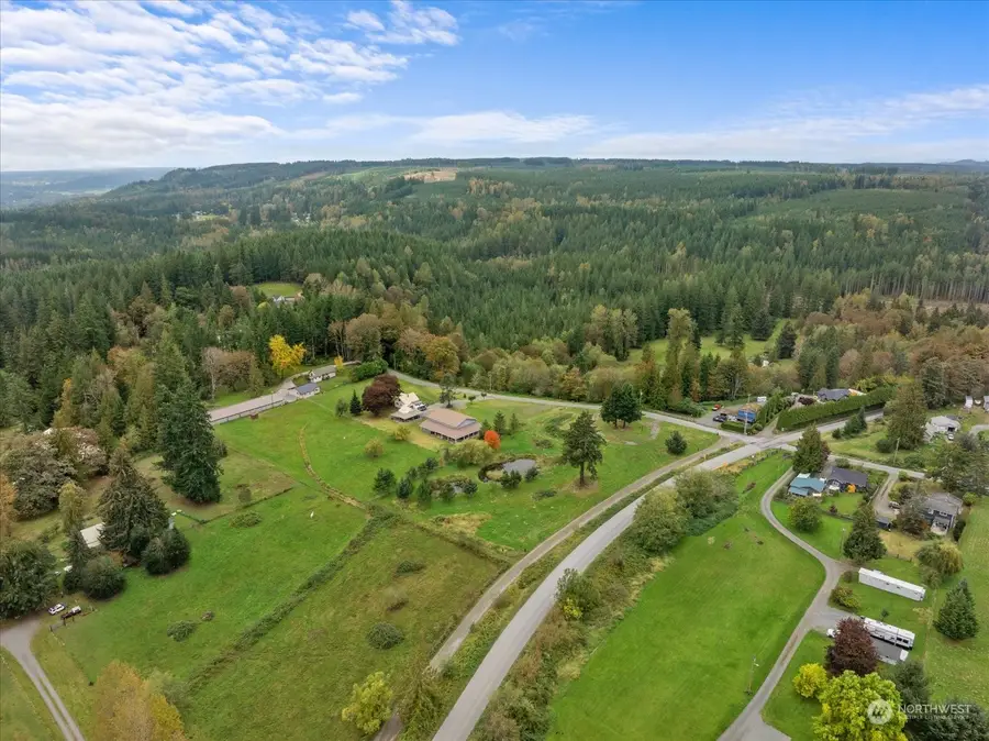 2024089058 SE 53rd Street, Snoqualmie, WA 98065 - Image #2