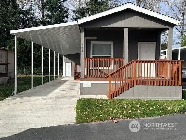 2101 S 324th Street #314, Federal Way, WA 98003